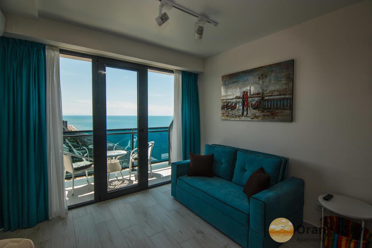 Orange Sky Apartments Beach Tower Батумі Екстер'єр фото