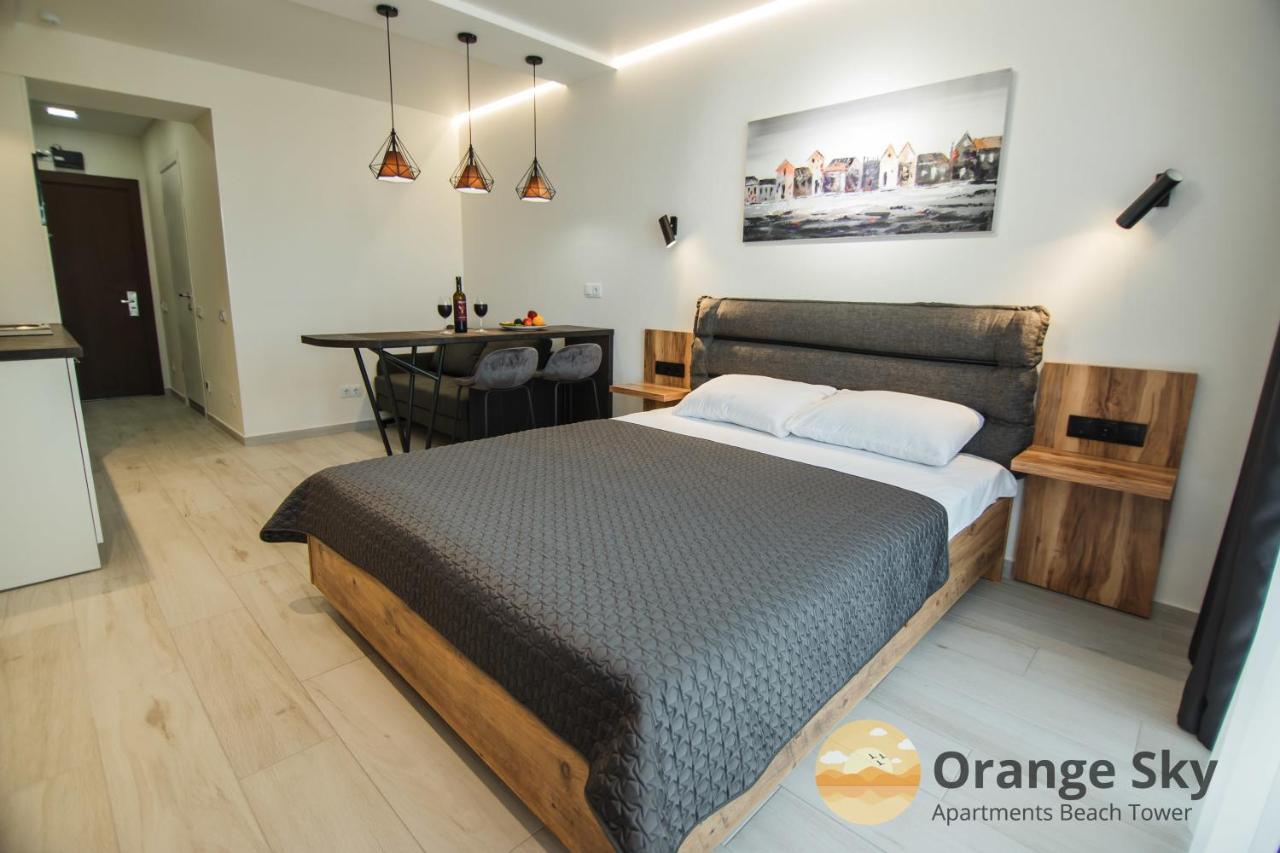Orange Sky Apartments Beach Tower Батумі Екстер'єр фото